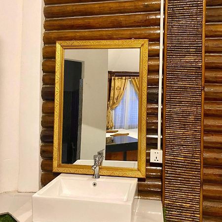 M'Pay Bay Guesthouse ロンサレム島 エクステリア 写真