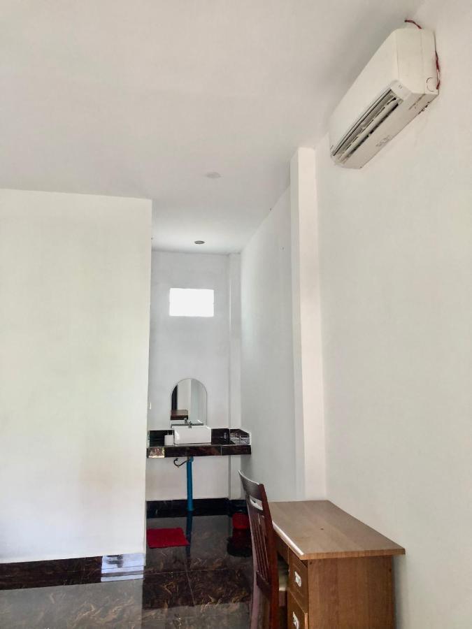 M'Pay Bay Guesthouse ロンサレム島 エクステリア 写真