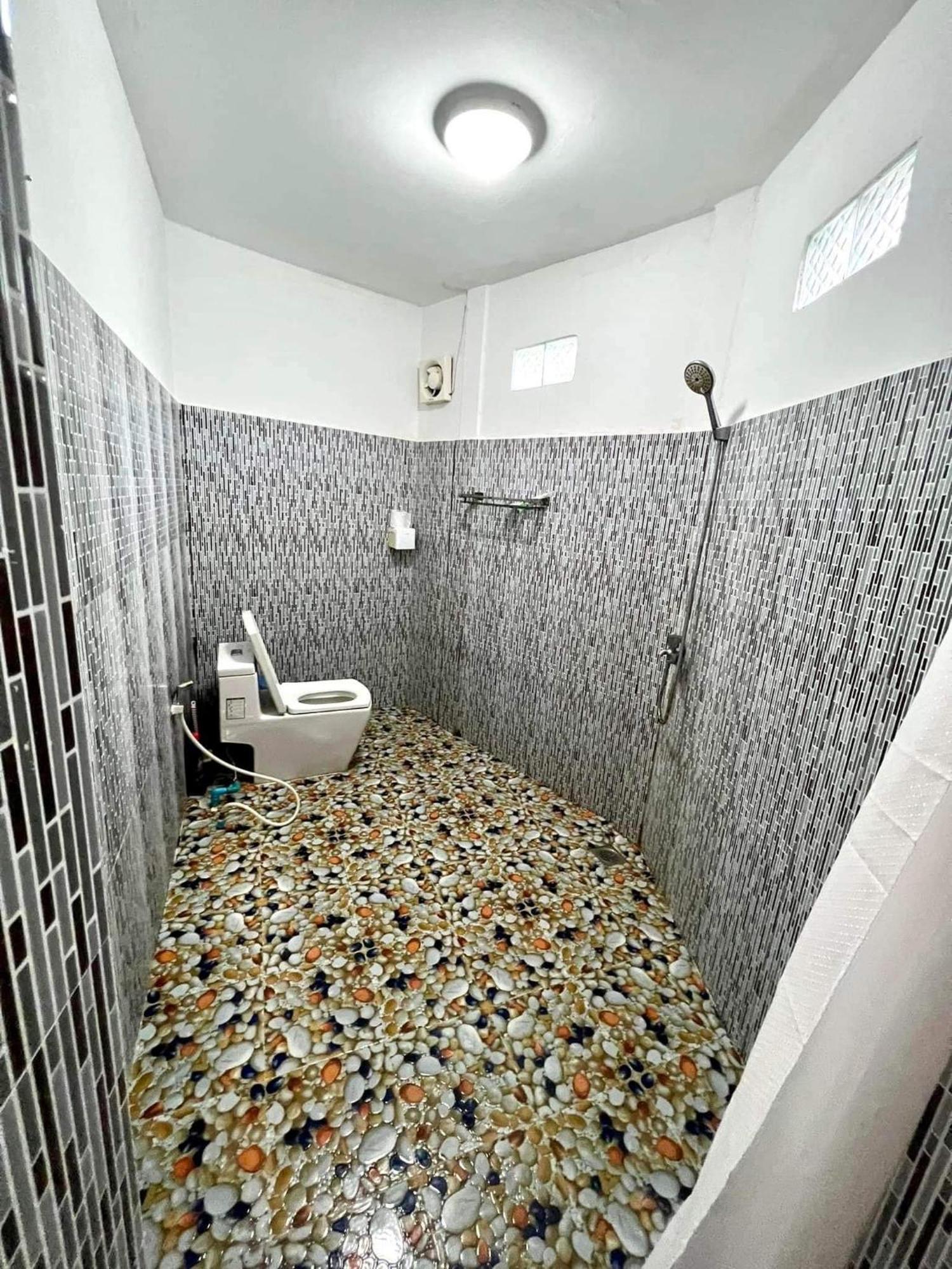 M'Pay Bay Guesthouse ロンサレム島 エクステリア 写真